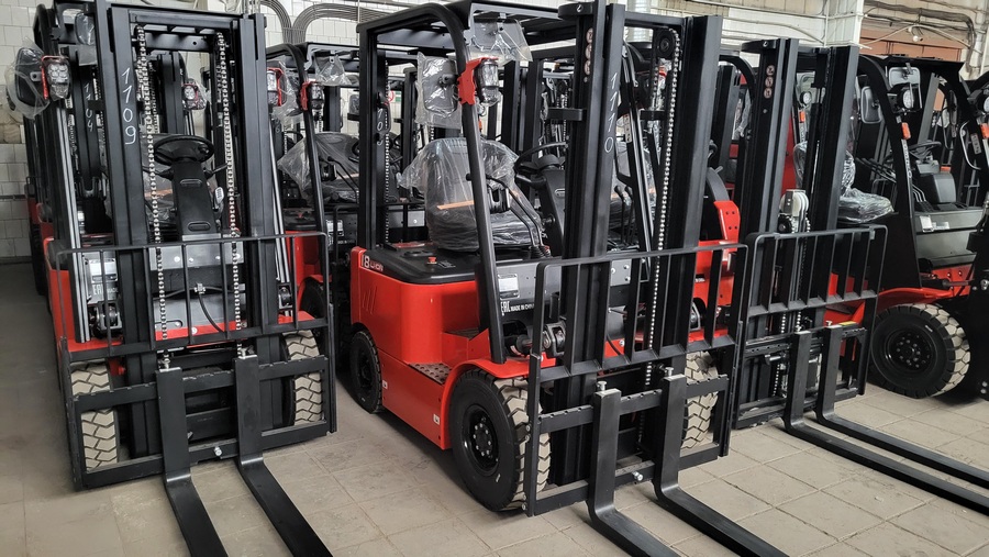 Тест-драйв складской техники на нашем складе в Муроме