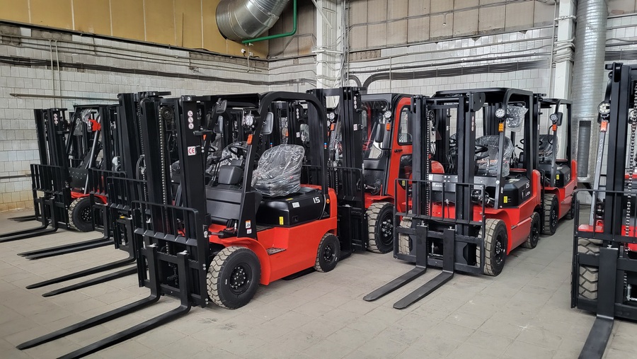 Тест-драйв складской техники на нашем складе в Муроме