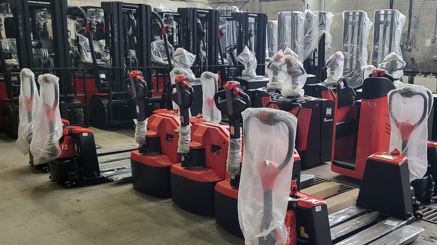 Тест-драйв складской техники на нашем складе в Муроме